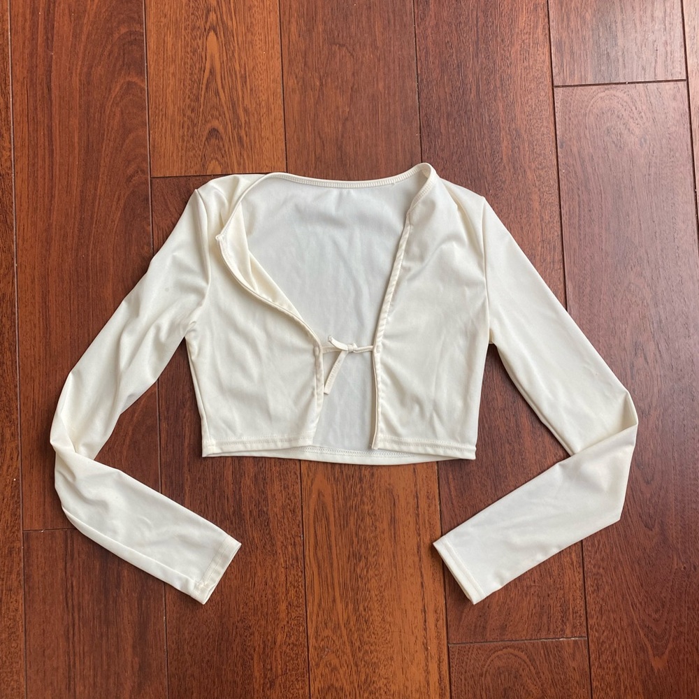 White Long Sleeve Crop Top Size XS